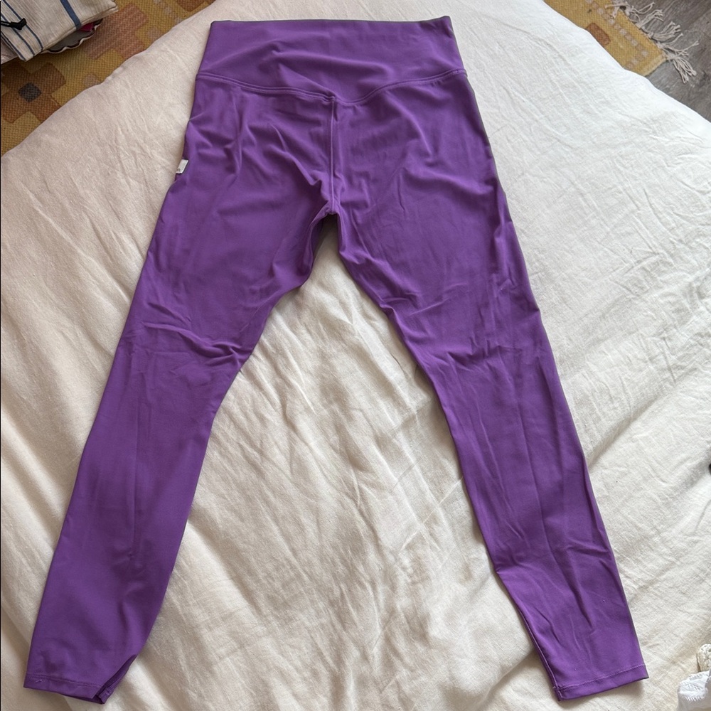 Vuori AllTheFeels Vibrant Purple Leggings - Never Worn